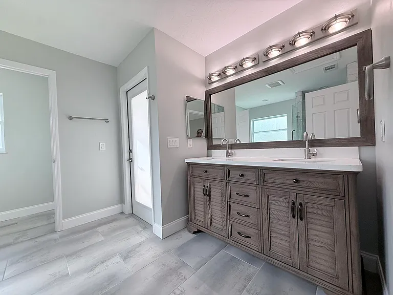 3786 Sierra Dr — Photo 40