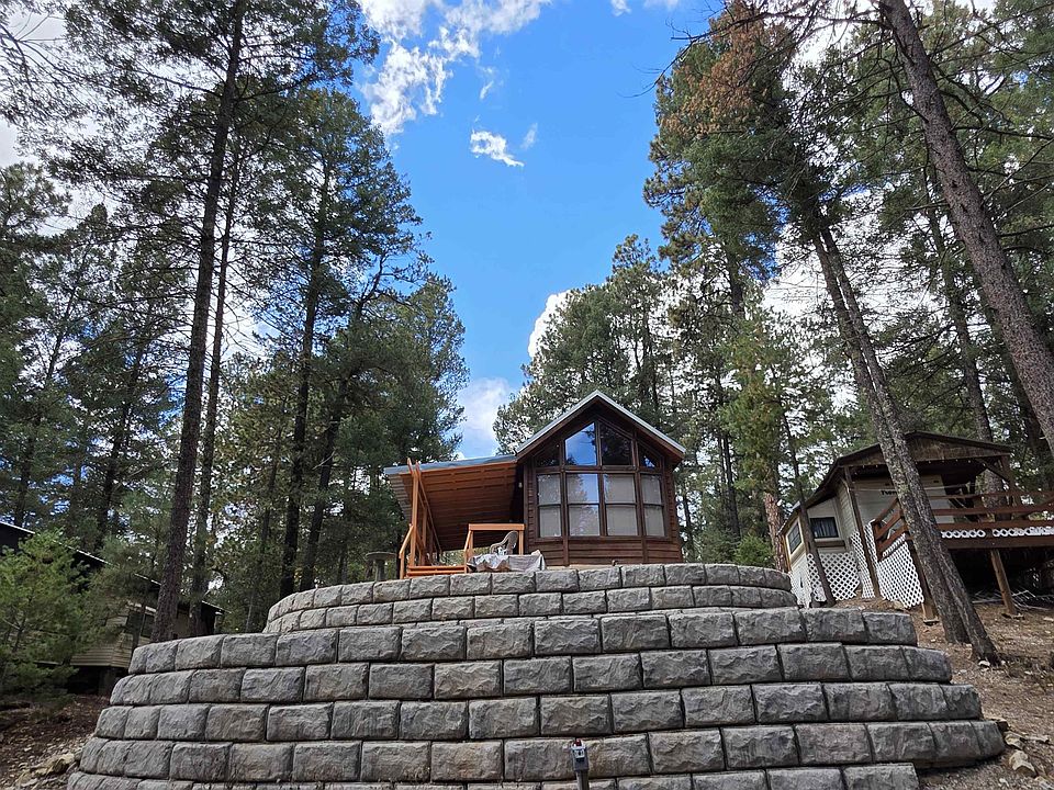 1st image of 14 Pine Ridge Pl #3