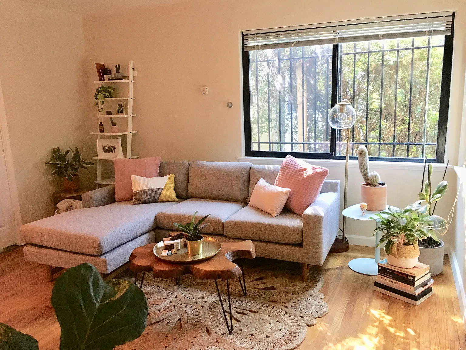 1 bed, 500 sqft, $1,900 — Photo 3