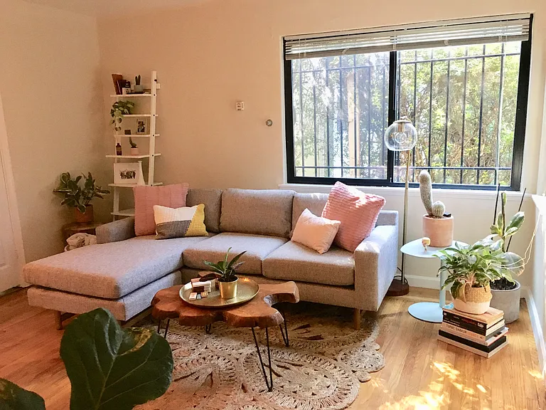101 Frisbie St — Photo 3