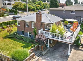 141 18th Ave, Kirkland, WA 98033