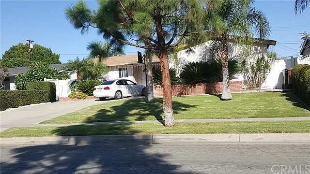 2nd image of 404 N Marie Ave