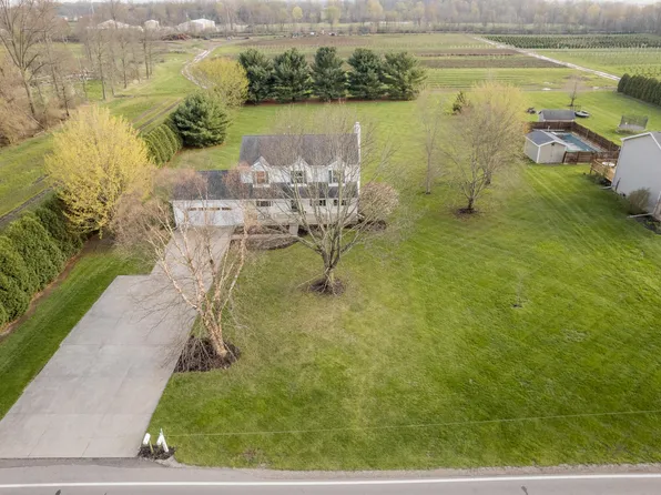 5721 Blacks Rd SW, Pataskala, OH 43062