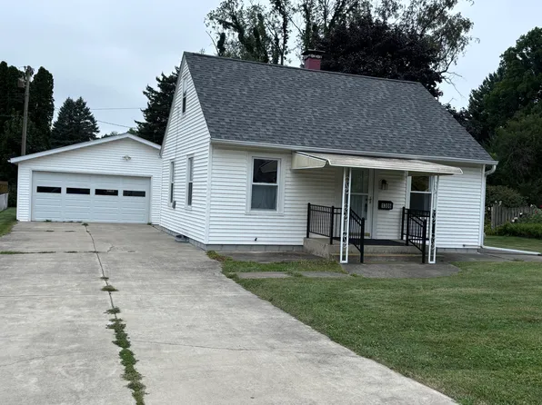 1306 J St, La Porte, IN 46350