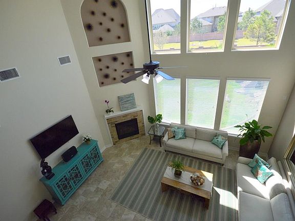 5th image of 10819 Paula Bluff Ln