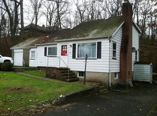 745 Totowa Rd, Totowa, NJ 07512