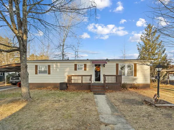 61 River Ledge Drive, Goffstown, NH 03045