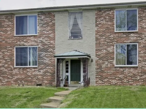 10065 Puttington Dr APT C, Saint Louis, MO 63123