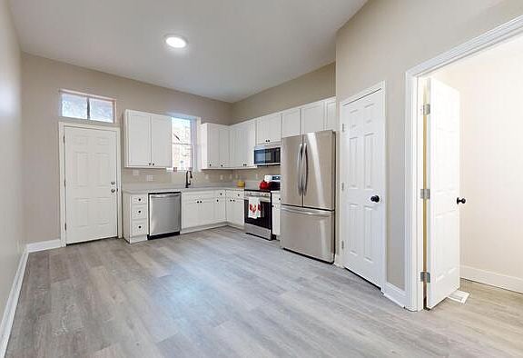 5th image of 1723 S Tucker Blvd