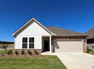 17675 Cabernet St, Athens, AL 35613