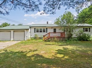 128 Ash Swamp Rd, Newmarket, NH 03857