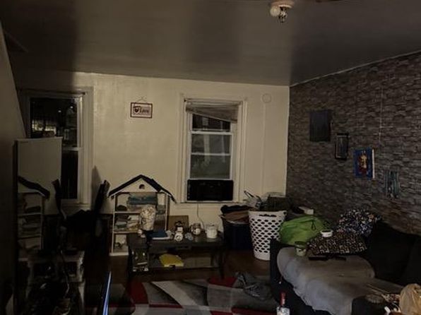 philadelphia-pennsylvania-2080821803 picture