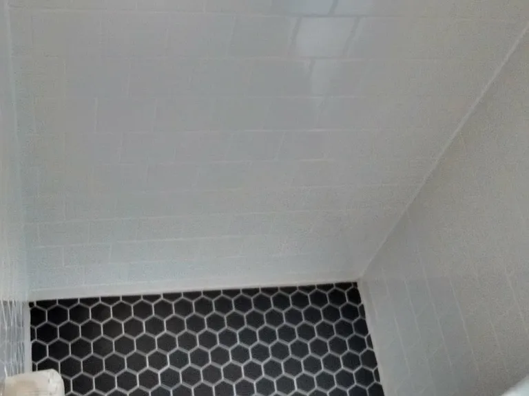 3000 W Grace St #302 — Photo 7