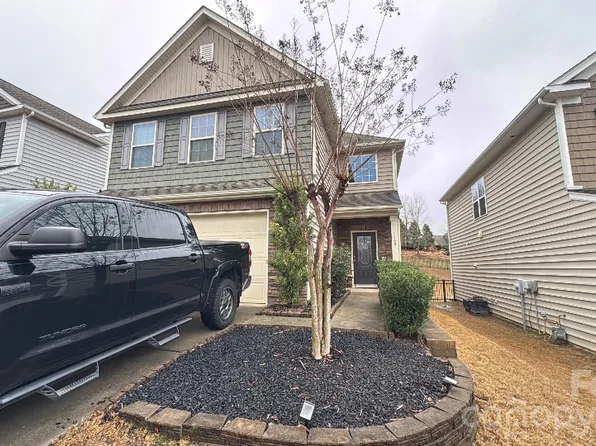 1109 Blackwaterside Dr, Fort Mill, SC 29715
