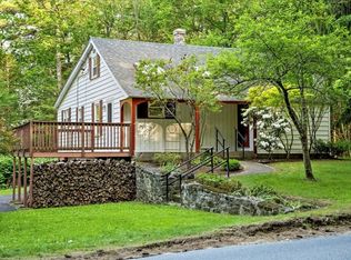 39 Mashapaug Rd, Sturbridge, MA 01566