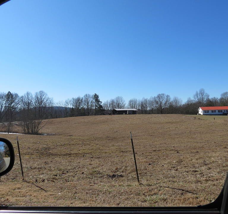 2nd image of 364 Powers Loop Rd
