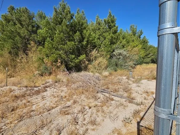 3091 E Zolin Ave, Pahrump, NV 89061