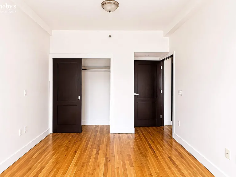 225 E 111th St #3B — Photo 6