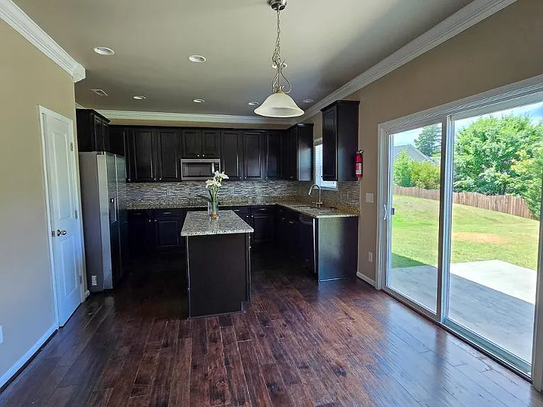 122 Windrush Ln — Photo 13