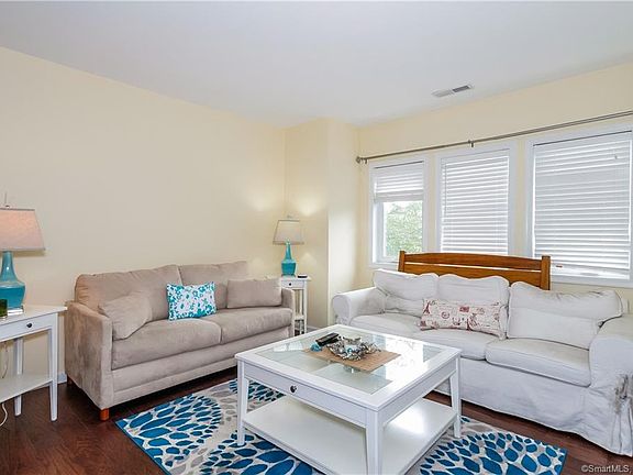 5th image of 2660 North Ave Unit 112