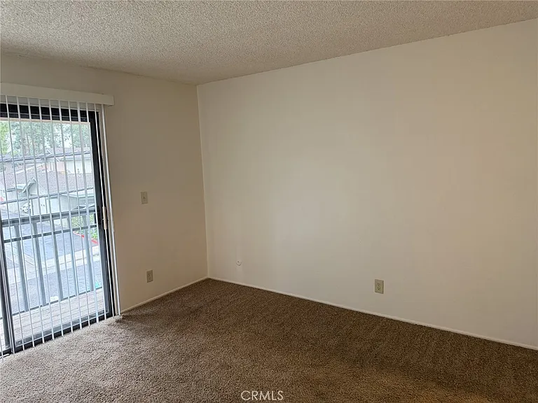 9090 Colony Pl #B — Photo 16