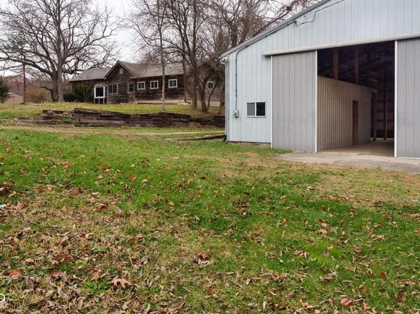 5085 Wilbur Rd, Martinsville, IN 46151