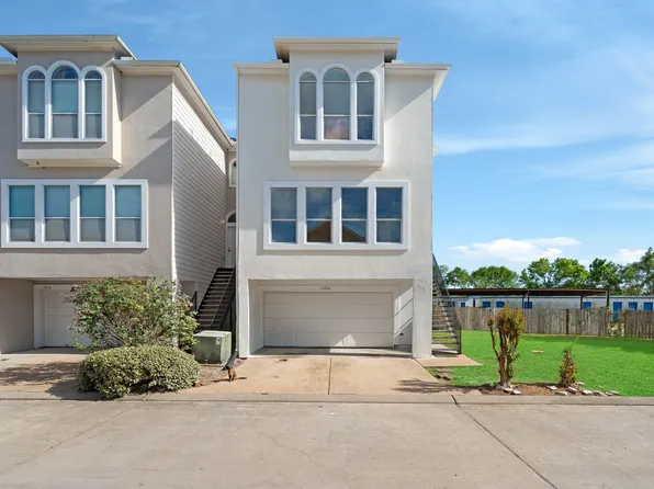 12606 Panther Villa Ct, Houston, TX 77099