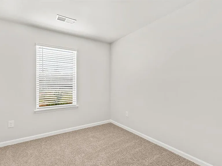 173 Randwick Ln — Photo 35