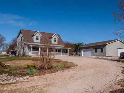 145 N Lake Dr, Leslie, MO, 63056