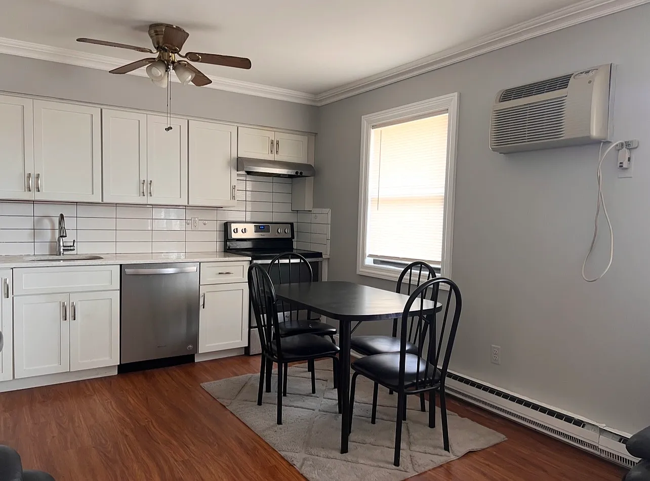1 bed, $1,900 — Photo 3