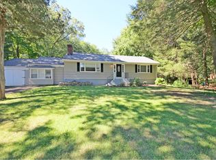 53 S Park Ave, Easton, CT 06612