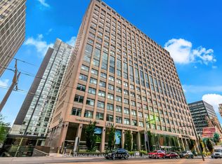 111 Saint Clair Ave W #402, Toronto, ON M4V1N5