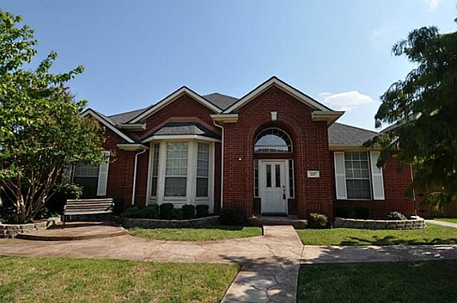 2nd image of 217 Timberbluff Ln