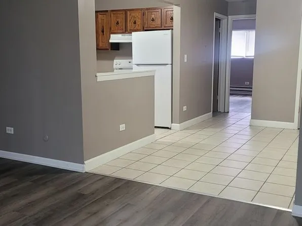 1530 Crimson Lane, 1530 Crimson Ln APT 1A, Palatine, IL 60074