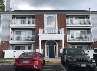 623I Constellation Sq SE, Leesburg, VA 20175