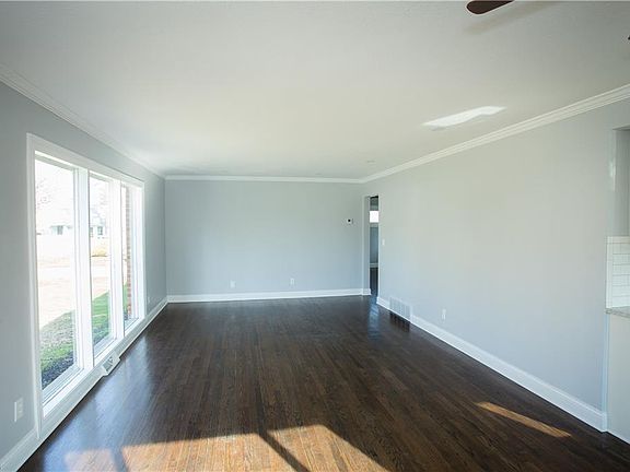 2nd image of 529 Woodlane Dr