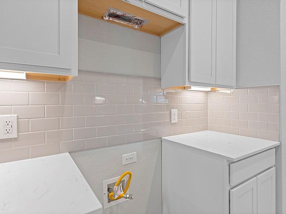 4th image of 6526 Old Cypress Landing Ln