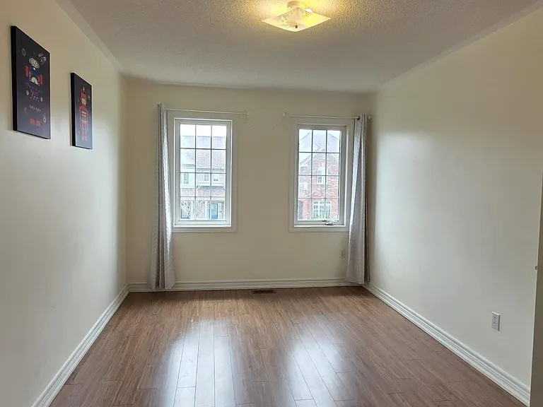 2030 Bur Oak Ave — Photo 29