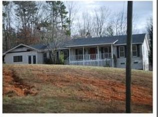1028 Fletcher Dr, Ball Ground, GA 30107