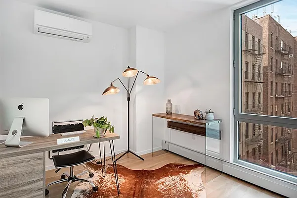 Sold by Bohemia Realty Group | media 21