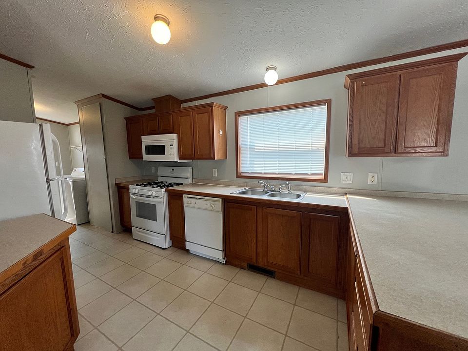1st image of 4133 Knightsbridge Ln #87