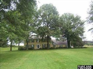 14785 Little Rd, Stewartstown, PA 17363