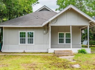 607 E 8th St, Kemp, TX 75143