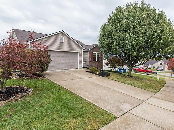 3rd image of 4026 Briar Creek Dr