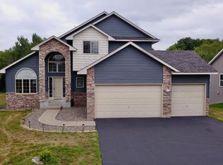 22608 Zion Pkwy NW, Oak Grove, MN 55005