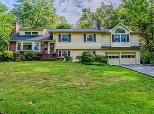 48 Kathleen Ct, Wayne, NJ 07470