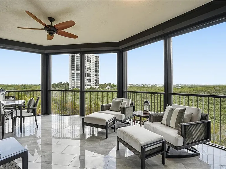 5051 Pelican Colony Blvd #301 — Photo 40