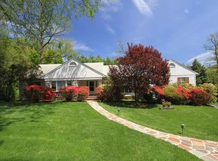 25 Rockwood Pl, New Rochelle, NY 10804