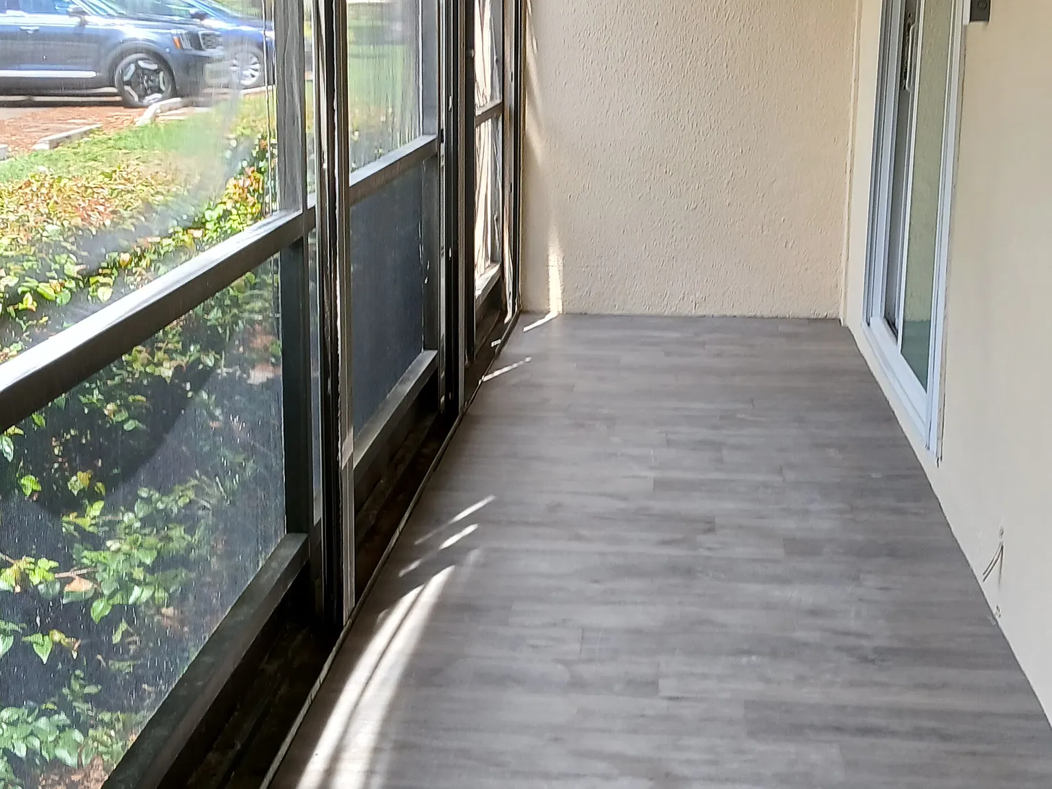 2 bed, 720 sqft, $1,700 — Photo 2