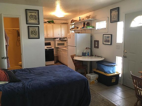 room/kitchen